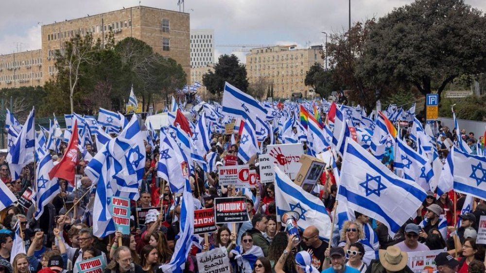 https://mail.mikro-makro.net/israilde-yargiya-iktidar-darbesinde-geri-adim