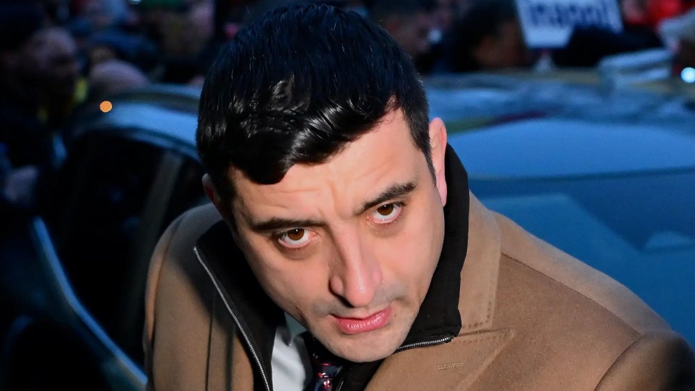 https://mail.mikro-makro.net/romanya-asiri-sagci-trumpist-aday-george-simion-ilk-turda-ezici-bir-zafer-kazandi