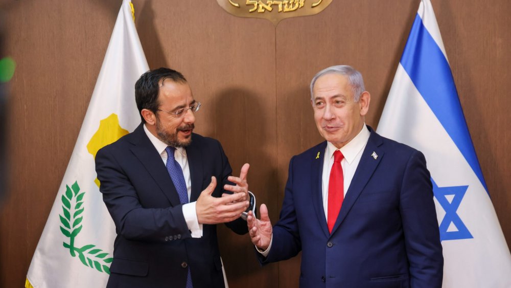 https://mail.mikro-makro.net/kibris-rum-yonetimi-gazzeye-yardim-cagrisina-ve-ab-israil-iliskilerinin-gozden-gecirilmesine-karsi-cikti